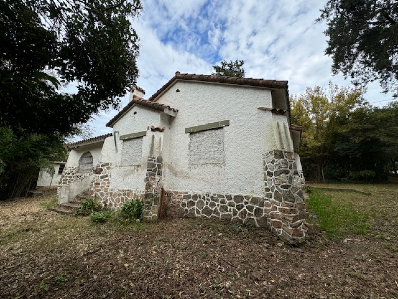 RETASADA Venta Casa en centro Villa Gral Belgrano a reciclar