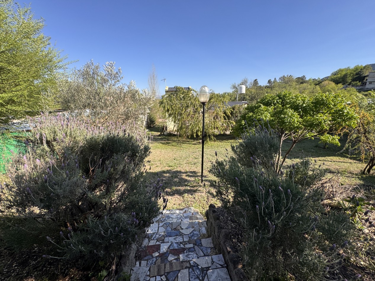 VENTA CASA MAS CABAÑA, PISCINA, PARQUE FRUTALES, VITAS A SIERRAS TOMA DEPARTAMENTO COMO PARTE DE PAGO EN BARRIO GRAL PAZ CORDOBA