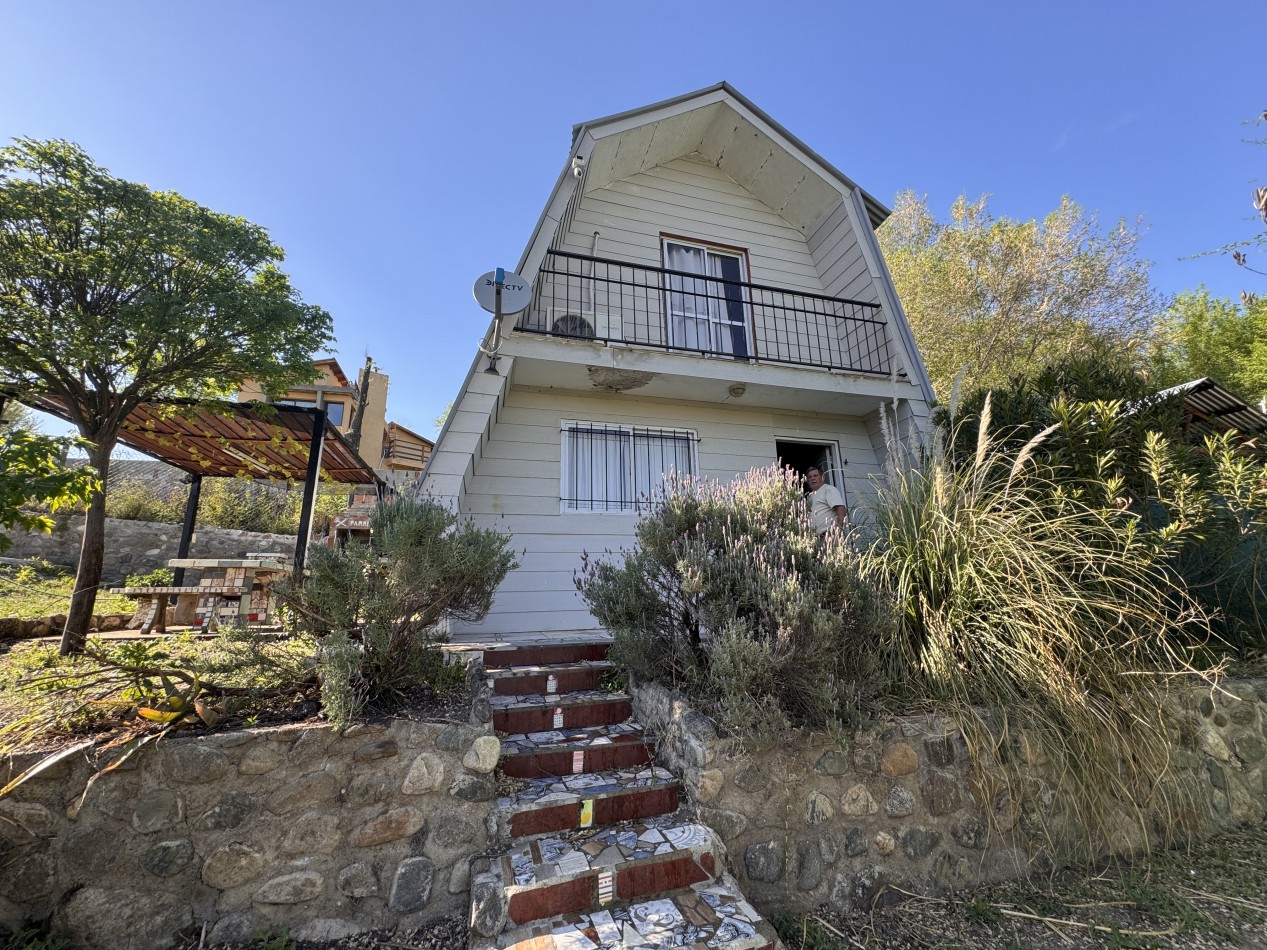 VENTA CASA MAS CABAÑA, PISCINA, PARQUE FRUTALES, VITAS A SIERRAS TOMA DEPARTAMENTO COMO PARTE DE PAGO EN BARRIO GRAL PAZ CORDOBA