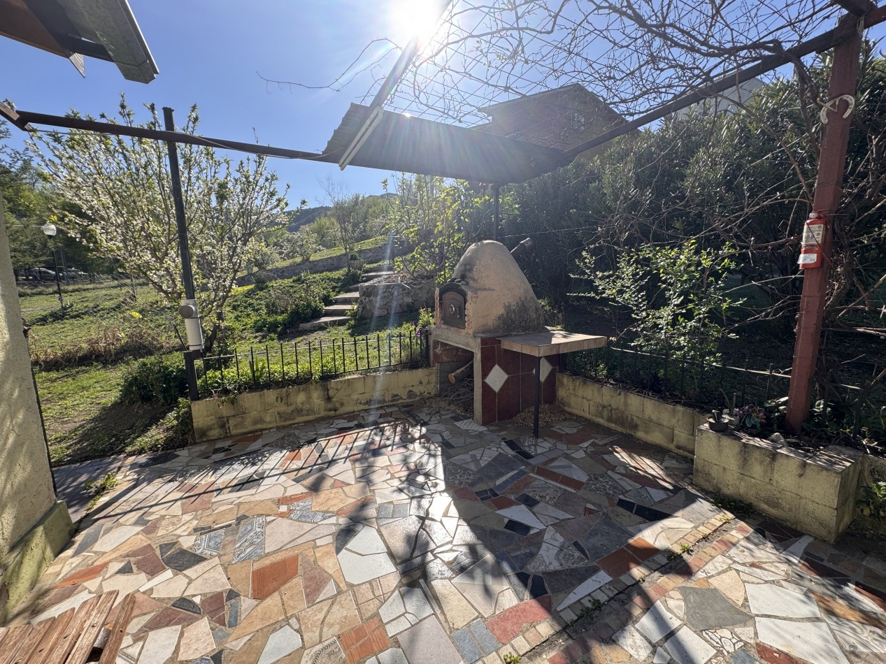 VENTA CASA MAS CABAÑA, PISCINA, PARQUE FRUTALES, VITAS A SIERRAS TOMA DEPARTAMENTO COMO PARTE DE PAGO EN BARRIO GRAL PAZ CORDOBA