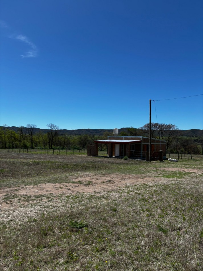 VENTA CASA A ESTRENAR DOS DORMITORIOS PARQUE PROXIMO A RIO Y PERILAGO 