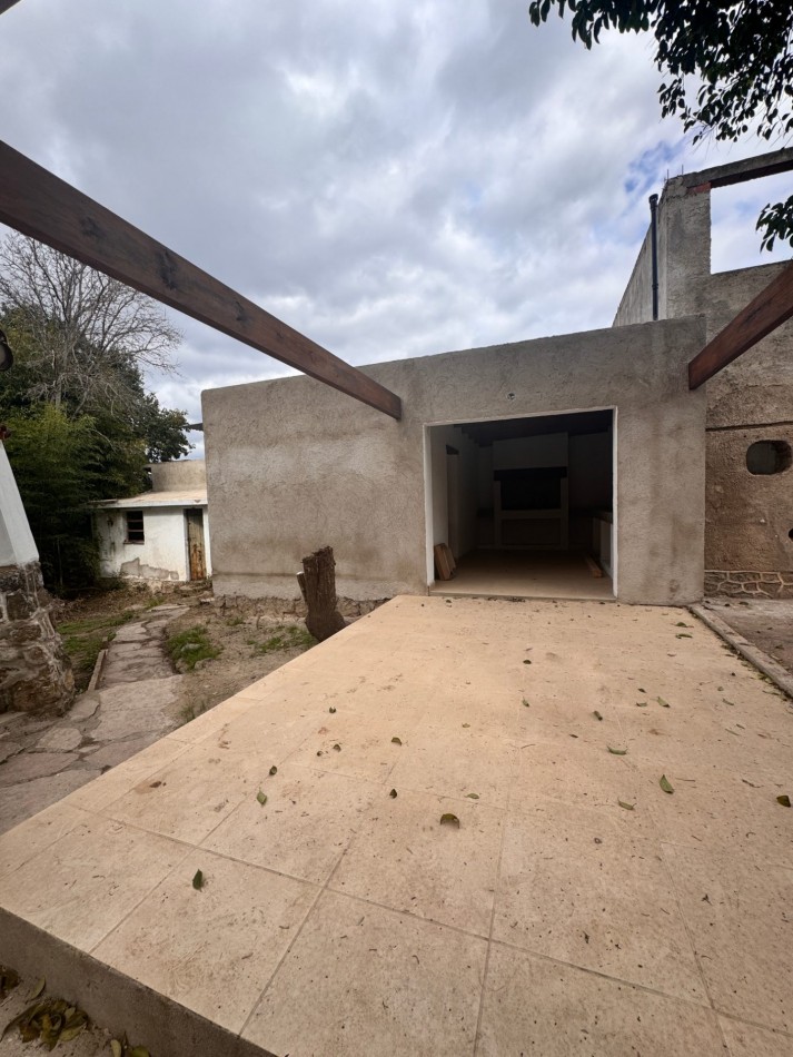 Venta Casa a nuevo en centro Villa Gral Belgrano 