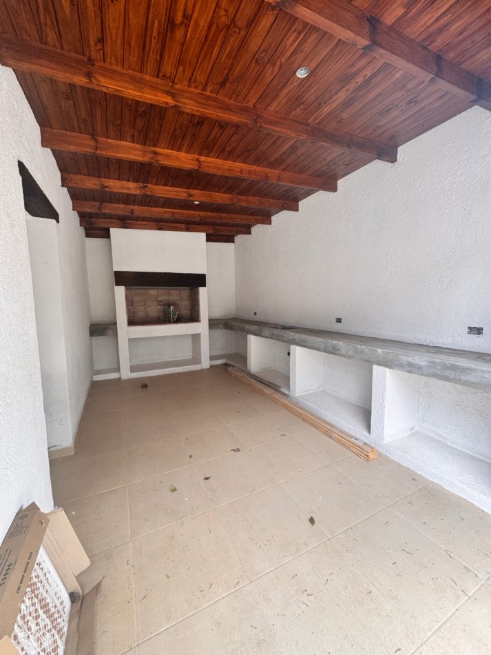 Venta Casa a nuevo en centro Villa Gral Belgrano 