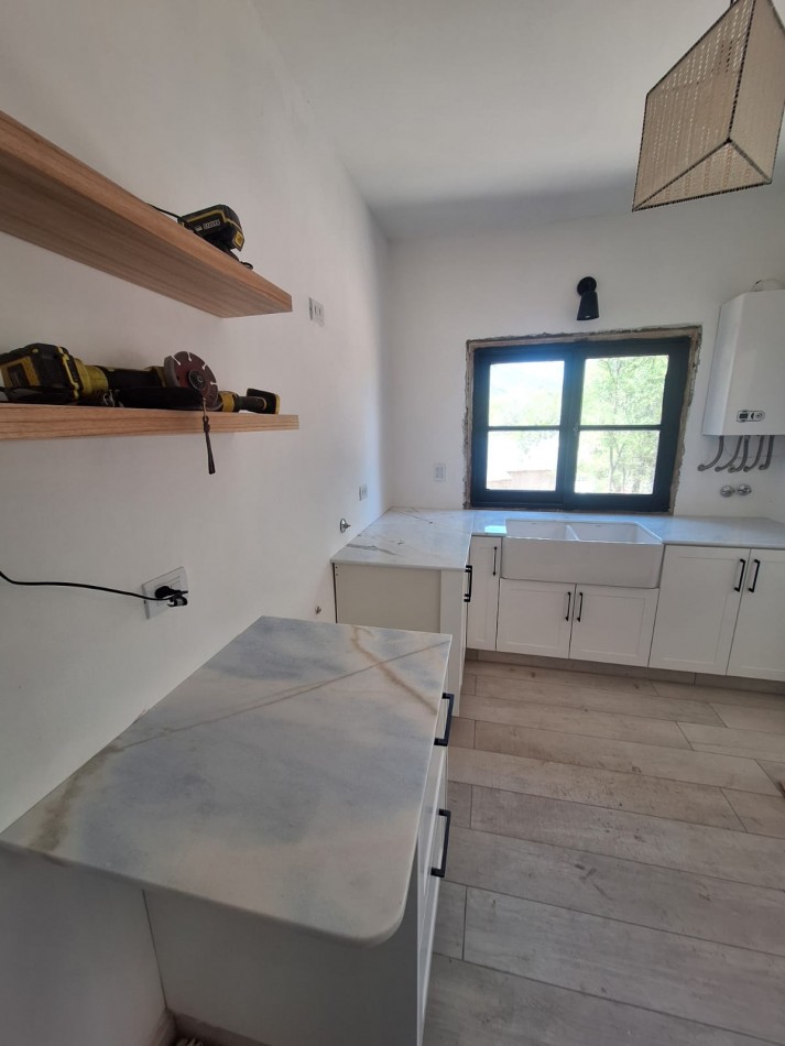 Venta Casa a nuevo en centro Villa Gral Belgrano 