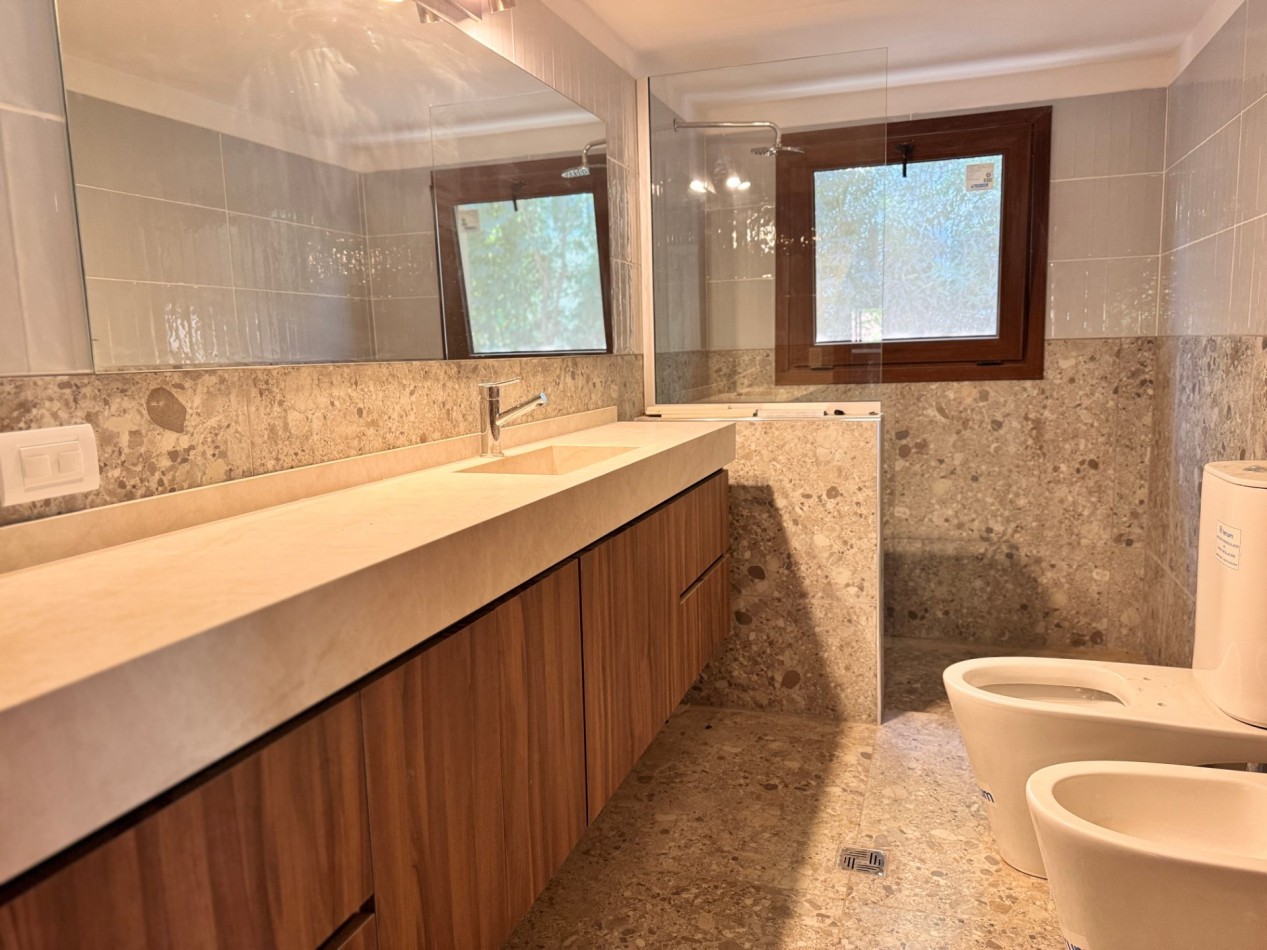 VENTA EXCELENTE CASA EN VILLA GENERAL BELGRANO 