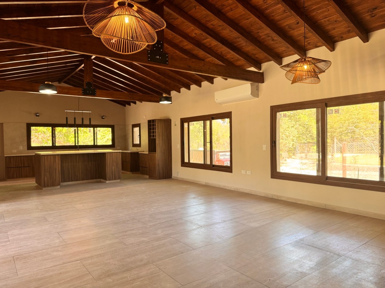 VENTA EXCELENTE CASA EN VILLA GENERAL BELGRANO 