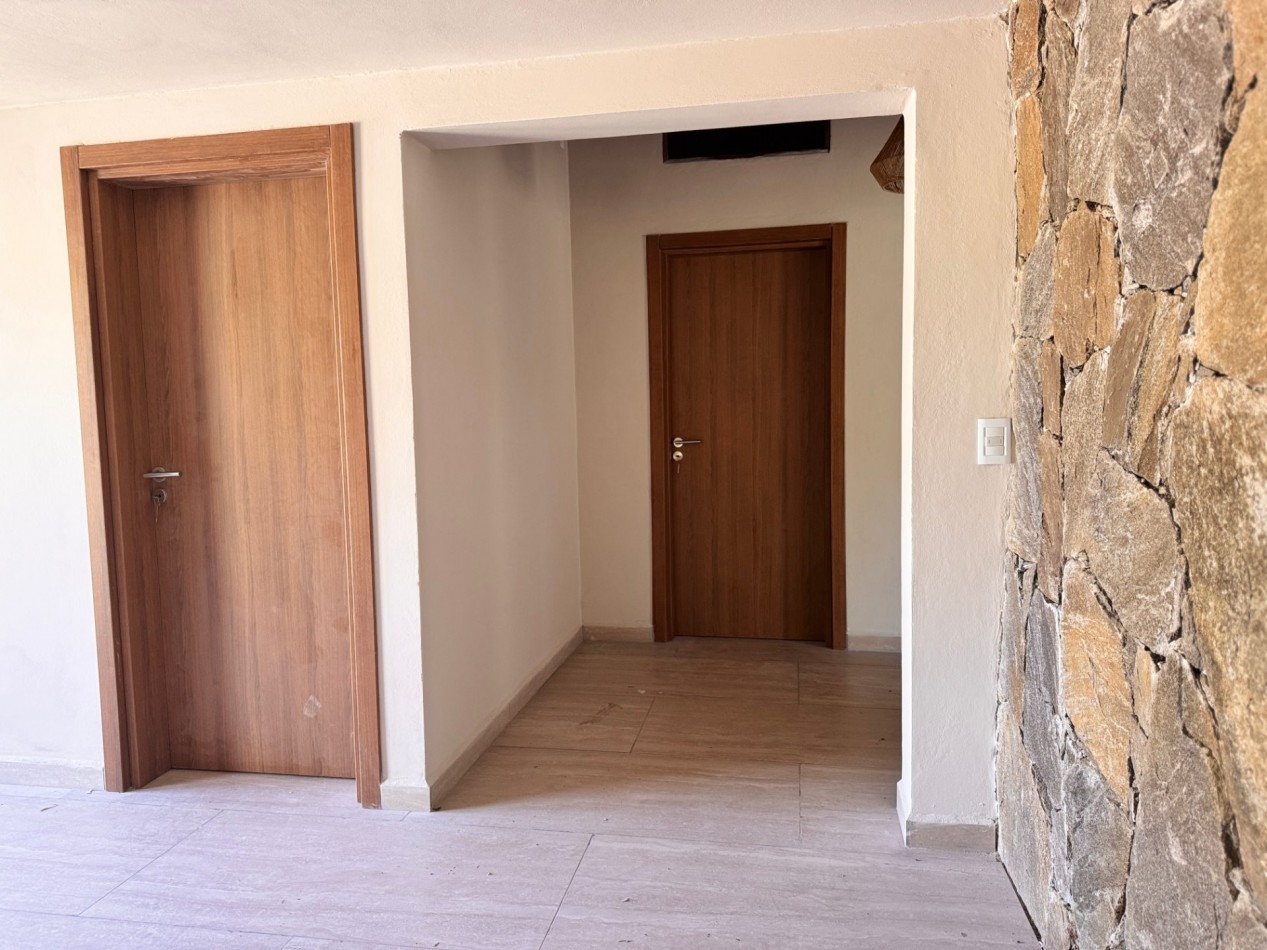 VENTA EXCELENTE CASA EN VILLA GENERAL BELGRANO 