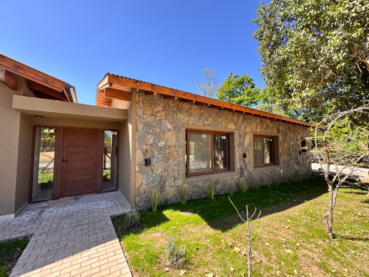 VENTA EXCELENTE CASA EN VILLA GENERAL BELGRANO 