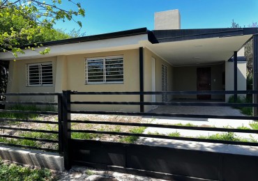 VENTA DE CASA RECICLADA - BARRIO GOMEZ
