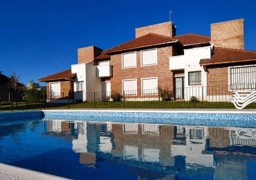 VENTA DEPARTAMENTO DOS DORMITORIOS A ESTRENAR PISCINA PARQUE QUINCHO COCHERA