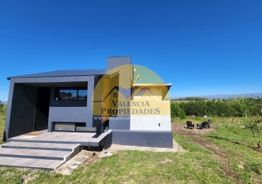 VENTA Espectacular FRACCION DE TERRENO DE 2 hectareas con casa amoblada y equipada mas Mega galpon con recepcion, vivienda y taller VILLA YACANTO DE CALAMUCHITA